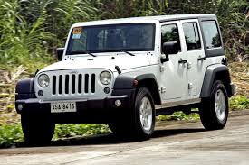 While many toyota vehicles are built for functionality more than for looks and style, this one has it all. Jeep Wrangler Unlimited Sport Vs Toyota Fj Cruiser