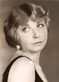 Edna Snyder's Instagram, Twitter & Facebook