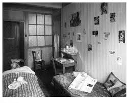 Pin Di Enza Perconti Su Anna Frank Anna Frank