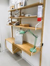 Ikea Svalnas Wandregal Im Flur Zur Kuche Regal Ikea Wandregal