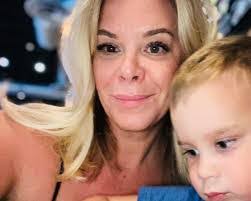 Amy Mackey's Instagram, Twitter & Facebook