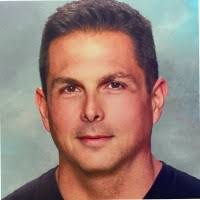 100+ perfiles de «Dibucci»