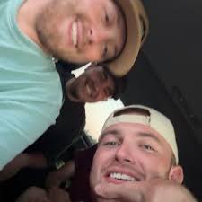 Wyatt Fields (@wyattrfields) • Instagram photos and videos