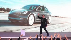 It also provides vehicle service centers, supercharger. Cerita Elon Musk Tesla Nyaris Bangkrut