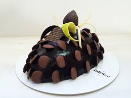 La Cocotte Revisitee Un Etage De Genoise Au Chocolat Garni D Une Mousse Au Mascarpone Et Au Chocolat Au Lait D Origine Ghana Et De Brisures De Chocolat Le
