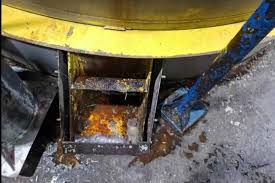 Imagens de inspeção sanitária na fábrica da Ypê mostram marcas de corrosão