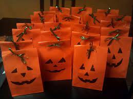 Halloween Goody Bags I Made These For The 2nd Grade Class Halloween Goodie Bags Halloween Goodies Halloween Bags