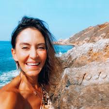 Hello, thanks for adding me to the group. I am a business growth  strategist/speaker/author/founder of Sisters United