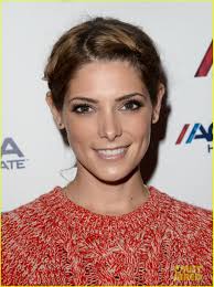 Ashley Greene & Hailee Steinfeld: Bruno Mars Concert Cuties!: Photo 2918501 