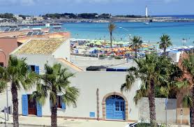 Il prezzo mediamente richiesto in tutto il comune per un appartamento in vendita, è pari a 2.200 €/m² e quindi circa il 93% in più rispetto alla media regionale. Appartamenti La Perla San Vito Lo Capo Sanvitoweb