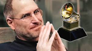 No fue ni cantante ni compositor, pero Steve Jobs se llevó un Grammy por  algo que cambió la industria para siempre