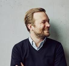 Whether you need a desk, an office or a conference room, you can ask betahaus. Team Betahaus Hamburg