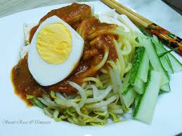 Beberapa teknik diperlukan untuk membuat mee rebus asli johor akan tetapi sekiranya anda mengikuti langkah langkah ini dengan betul, semuanya pasti tidak akan ada masalah. Resepi Rojak Mee Home Facebook