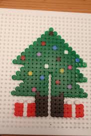 Support de maintien installé par le. Diy 5 Idees Creatives Quoi Faire Avec Des Perles A Repasser Hama Ou Pyssla Des Idees Pour Les Utiliser