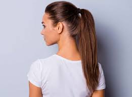 Here are three hairstyles for greasy hair that are heatless, easy, and look totally glamorous. Oily Hair Treatment Effective And Harmless Greasy Hair Management