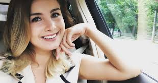 Irina tanase isi transmite dragostea si spune ca il asteapta acasa. Iubita Lui Liviu Dragnea Schimbare De Look Cum AratÄƒ Acum Irina TÄƒnase Stirescu Ro