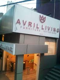 Sungguh sebuah iklan yang sangat menarik nih. Uniknya Nama 20 Toko Ini Bikin Geleng Geleng Kepala Deh