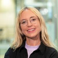 Alice Hadley's Instagram, Twitter & Facebook