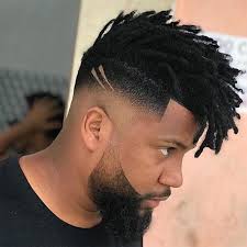 Dread lock o dreadlock é uma forma de se manter os cabelos que se tornou mundialmente famosa com o movimento rastafari, consiste em bolos cilíndricos de cabelo que aparentam cool hairstyles african american men african american hairstyles dreadlocks court. 45 Best Dreadlock Styles For Men 2021 Guide