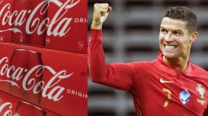 Cristiano ronaldo's removal of coca cola bottles at a euro 2020 press conference on monday was followed by $4 billion being knocked off the company's market value. Wpq69wjziunjpm