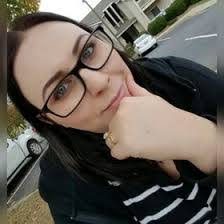 Samantha Wise's Instagram, Twitter & Facebook