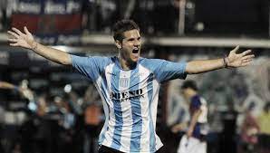 Bruno zuculini (born 2 april 1993) is an argentine professional footballer who plays as a central midfielder for river plate. Entrevista Bruno Zuculini Ojala Algun Dia Pueda Dar El Ejemplo Como Milito Vavel Argentina