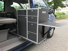 Kuchenmodul Fur Deinen T5 T6 Multivan California Beach Modul Wird In Der Rastschiene Des Buses Einfach Mit 2 Orig Kuchenmodule Mobile Kuche Campingbus Ausbau