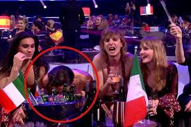 Official website of the eurovision song contest. Eurowizja 2021 Zespol Maneskin Oskarzono O Branie Kokainy Na Wizji Wideo Natemat Pl