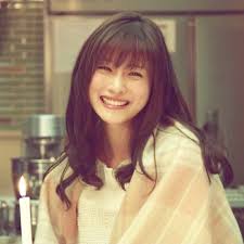 石原さとみ에 있는 queenie lai님의 핀 스타일