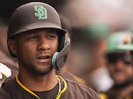 Report: Padres add 4 veterans to Opening Day roster