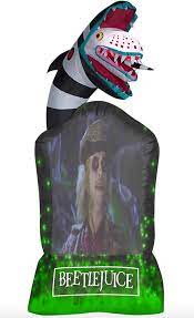 We're getting closer and closer to the spookiest season of the year and if you don't have your outdoor halloween decorations figured out yet, beetlejuice is. Inflatable Beetlejuice Sandworm For Halloween Yard Simplemost
