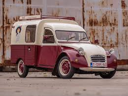 Epingle Par Jan Ronald Crans Sur Citroen 2cv Lelijke Eend Deuche 2cv Citroen 2cv Voiture