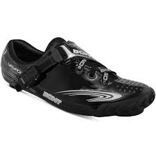 This shoe allows you to do a variation of bike activities, ranging from track cycling to indoor. Bont Vaypor T Speedplay Shoes Black All4cycling