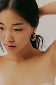 Lili Claspe Gina Hoop Earrings