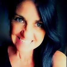 Donna Grace's Instagram, Twitter & Facebook