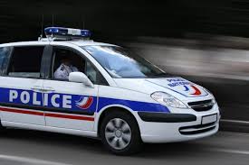 Pres De Rouen Un Homme Ivre Tente De Fuir La Police Apres Avoir Tout Casse Chez Lui 76actu