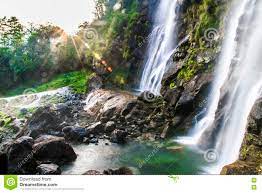 See more of cascata dell'acqua fraggia on facebook. Wasserfalle Von Acqua Fraggia Piuro So Italien Stockbild Bild Von Klippe Sonne 82006909