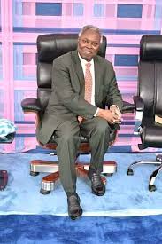 Download hear what pastor kumuyi said about his wife in a private meeting. Deeper Family Happy Birthday To Pastor W F Kumuyi The Facebook