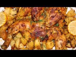 أشهى وألذ وجبة دجاج في الفرن وخبزالڨمح الكامل مع سلطة صحية Youtube Recette Poule Poulet Au Four Salades Saines