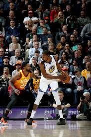 Kevin Durant Of The Golden State Warriors Handles The Ball Against Kevin Durant Golden State Warriors Womens Lacrosse