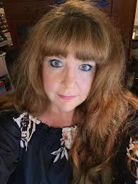 How many lifestyle trips and discounts are available?