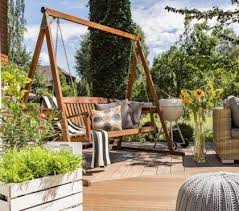 Les Meilleurs Conseils A Suivre Pour Amenager Un Coin Detente Au Jardin Easy Garden Small Gardens Garden Design