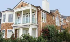 Who owns the beach house in grace and frankie? Inside Everyone S Favourite Beach House From Grace And Frankie