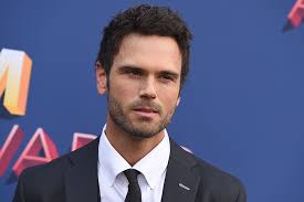 Country Singer Chuck Wicks Engaged to Jason Aldean's Sister