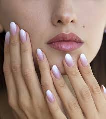 We have 27 ideas for you. 15 Gorgoeus Ombre Nail Designs