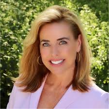 Celebrating a milestone at Mayo Clinic's Transplant Center in Arizona.