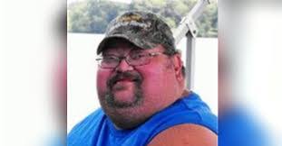 Colton Bush's Instagram, Twitter & Facebook