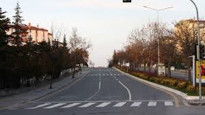 Arkadaşlar bu alt bölge kısıtlamasına dair kazanılan dava olmasına rağmen müdürlükler evraklarınızı göndermeyin diyorlar bu konuda bir bilgisi olan var mı? Icisler Bakanligi Tam Kapanma Genelgesi Yayinlandi Yasaklar Ne Zaman Baslayacak Ne Zaman Bitecek Yasak Saatleri Fotomac