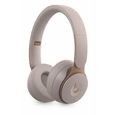 Enjoy award winning beats sound with class 1 bluetooth wireless listening freedom. Beats Solo3 Wireless Headphones Rose Gold Apple