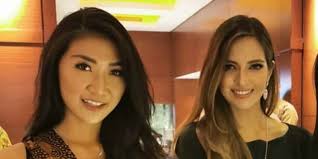 Siap sedia 24/7 melayani kebutuhan sang artis salah satunya, maka tidak heran pekerjaan sebagai asisten pribadi cukup menjanjikan dari segi materi. Intip Rumah Theresa Wienathan Asisten Nia Ramadani Tak Kalah Mewah Dream Co Id